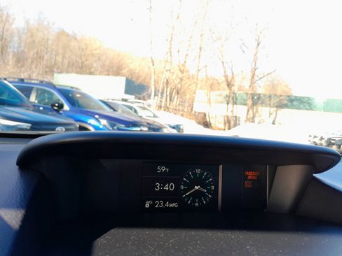 Used 2016 Subaru Forester 2.5i Premium w/ All-Weather Package image 20