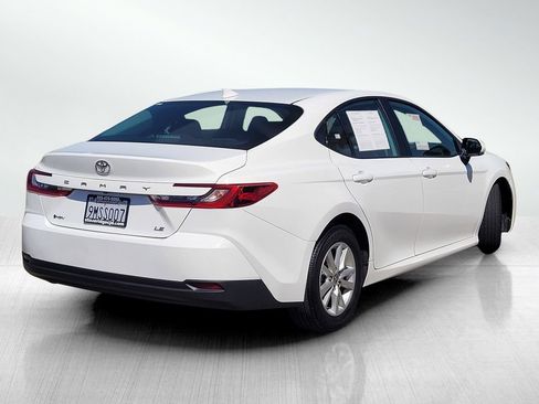 Used 2025 Toyota Camry LE FWD image 4