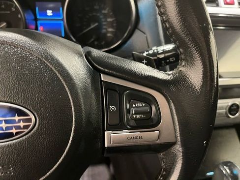 Used 2017 Subaru Outback 2.5i Premium image 23