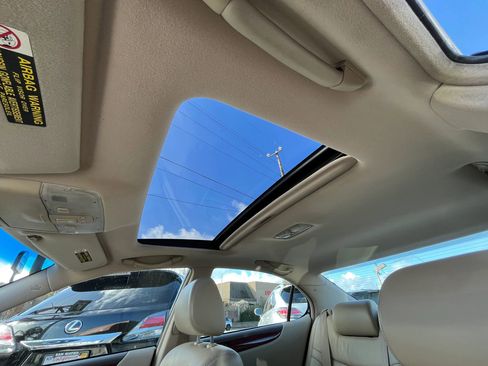 Used 2003 Lexus ES 330 image 23