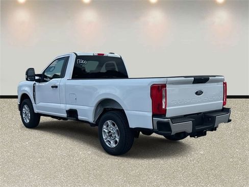New 2026 Ford F250 XLT image 7
