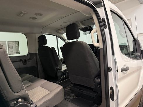 Used 2023 Ford Transit 350 XLT image 15