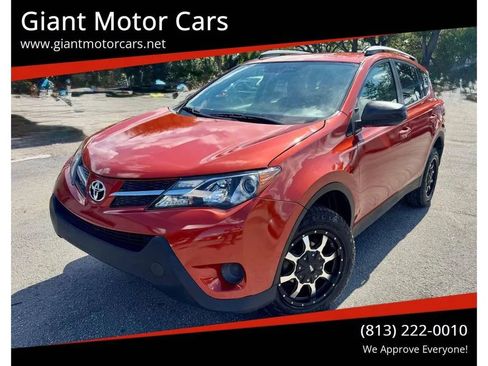 Used 2015 Toyota RAV4 LE FWD image 1