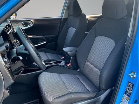 Certified 2025 Kia Soul S FWD image 20