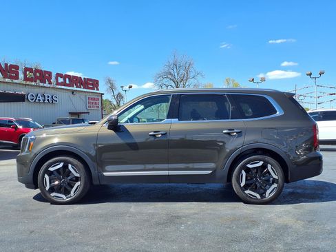 Used 2023 Kia Telluride S AWD/4WD image 20