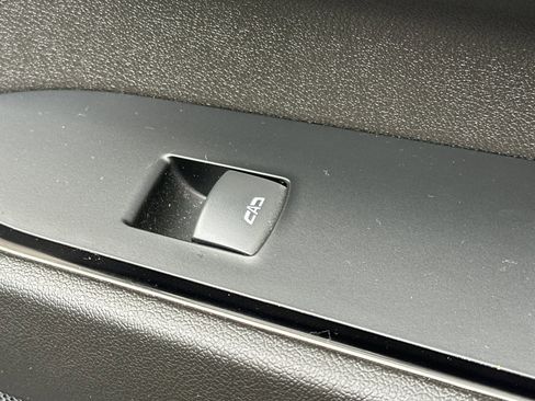 Used 2024 GMC Sierra 3500 AT4 w/ AT4 Premium Plus Package image 21