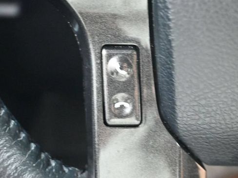 Used 2023 Toyota 4Runner Limited RWD image 9