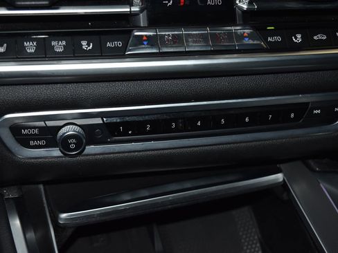 Used 2020 BMW X6 xDrive40i w/ Premium Package image 14