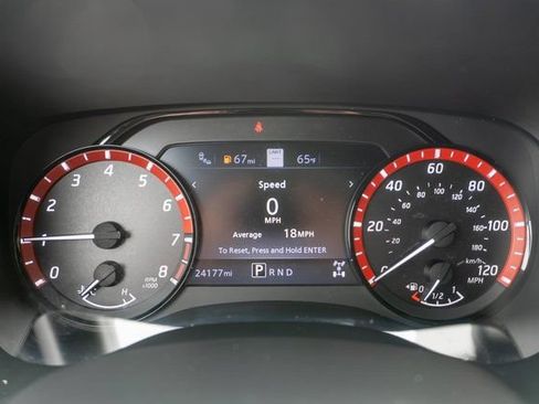 Used 2023 Nissan Frontier PRO-4X w/ Technology Package AWD/4WD image 21