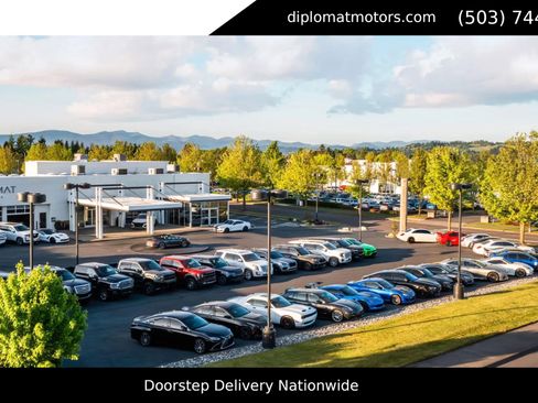 Used 2023 Mercedes-Benz EQS 580 4MATIC SUV image 3