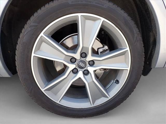 Used 2020 Audi Q5 Prestige w/ Prestige Package AWD/4WD image 7