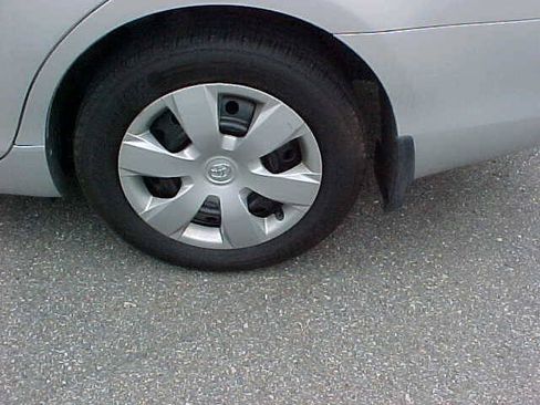 Used 2009 Toyota Camry FWD image 35