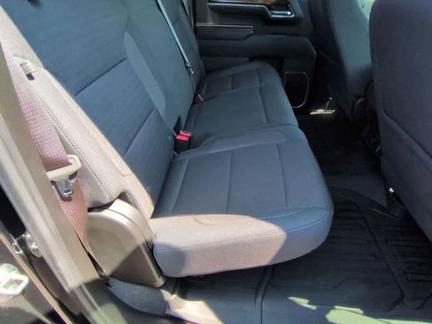 Used 2024 GMC Sierra 1500 SLE w/ Preferred Package image 20