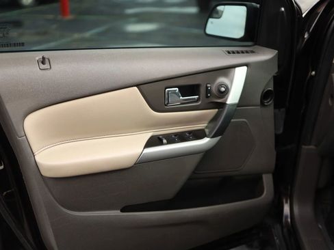 Used 2014 Ford Edge SEL w/ Equipment Group 204A FWD image 12