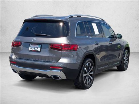Used 2022 Mercedes-Benz GLB 250 image 5