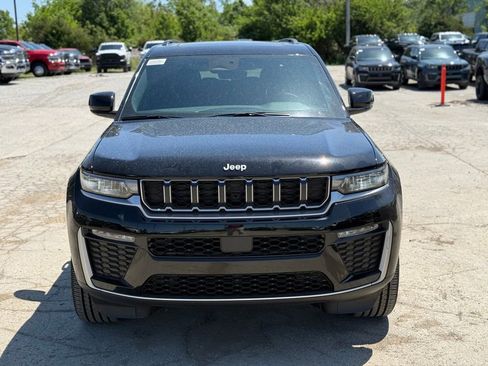 New 2026 Jeep Grand Cherokee L Limited AWD/4WD image 3