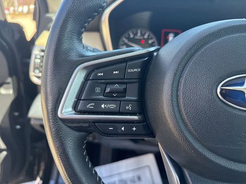 Used 2023 Subaru Outback Limited image 17