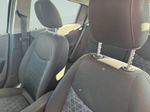 Used 2022 Chevrolet Spark LS image 9