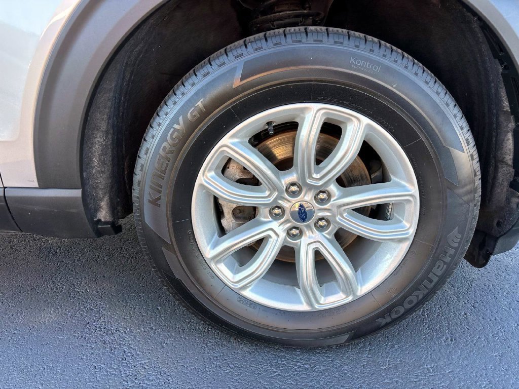Used 2021 Ford Explorer 4WD image 32