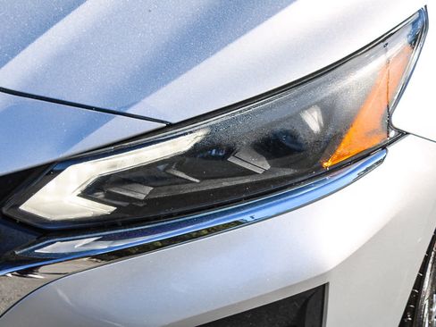 Used 2023 Nissan Altima 2.5 SV image 8