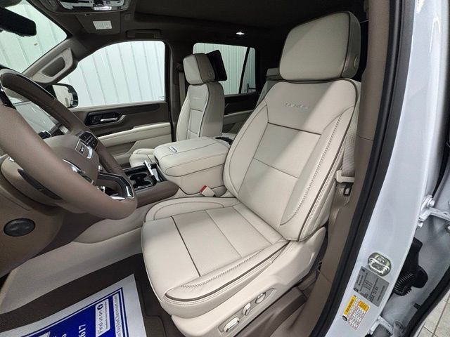 New 2026 GMC Yukon Denali w/ Denali Reserve Package AWD/4WD image 21