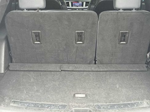 Used 2024 Buick Enclave Premium AWD/4WD image 20