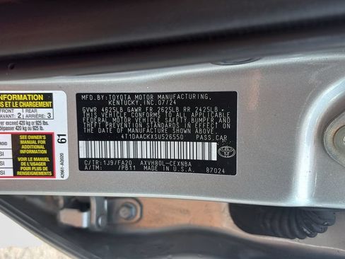 Used 2025 Toyota Camry LE FWD image 25