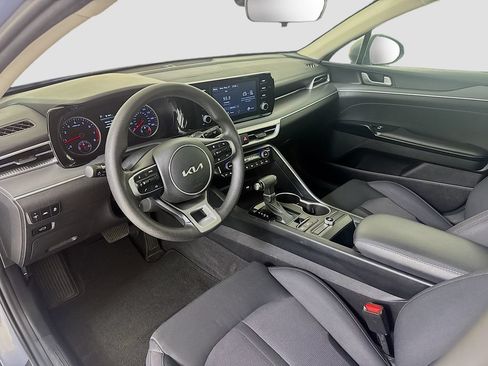 Used 2023 Kia K5 LXS FWD image 9
