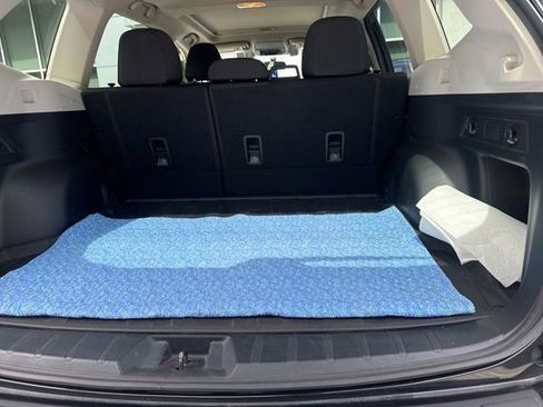 Used 2021 Subaru Forester Premium image 30