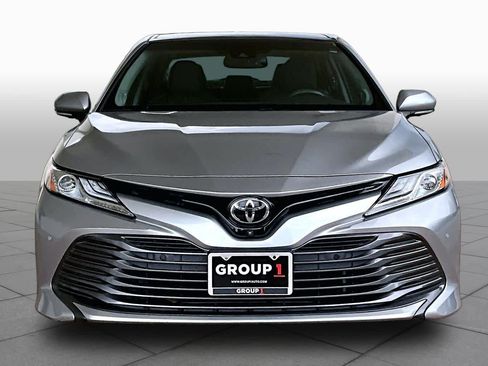 Used 2018 Toyota Camry XLE w/ Driver Assist Package FWD image 4
