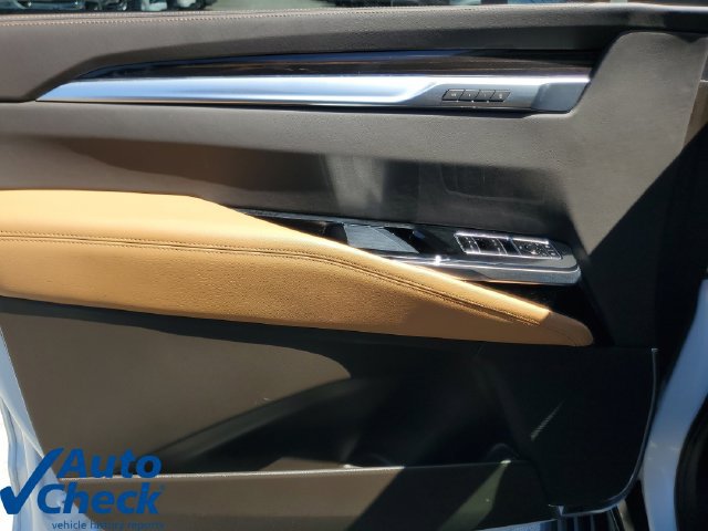 Used 2025 Cadillac Escalade ESV Premium Luxury RWD image 22