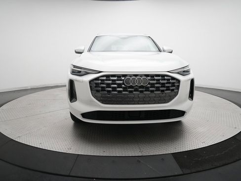 Used 2025 Audi Q5 Premium Plus w/ Premium Plus image 5