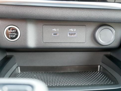 Certified 2023 Nissan Rogue SV AWD/4WD image 33