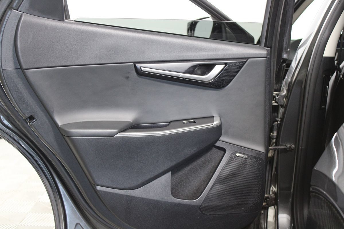 Used 2023 Kia EV6 Wind w/ Wind Technology Package AWD/4WD image 18
