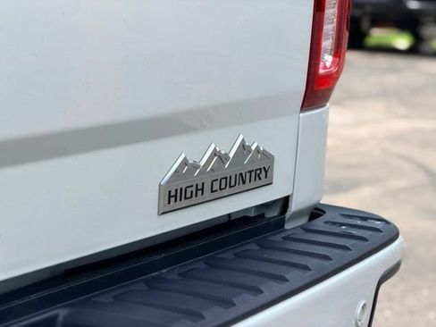 Used 2018 Chevrolet Silverado 1500 High Country AWD/4WD image 28
