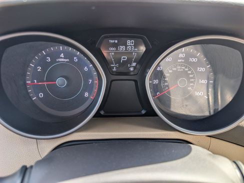 Used 2013 Hyundai Elantra GLS w/ Preferred Pkg FWD image 17