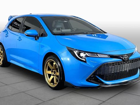 Used 2022 Toyota Corolla SE FWD image 3