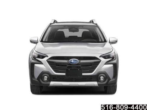 Used 2025 Subaru Outback Touring XT AWD/4WD image 8