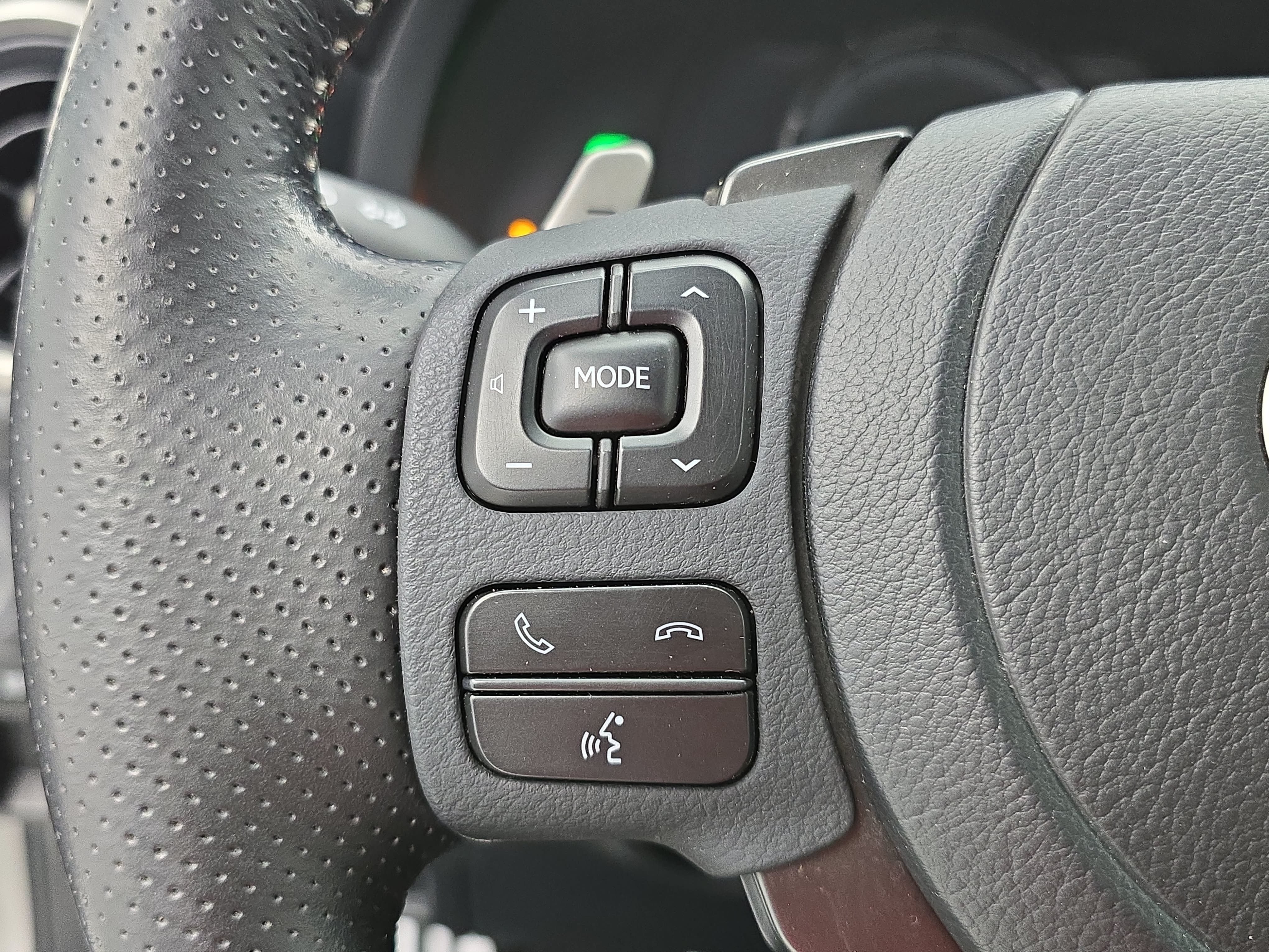 Used 2021 Lexus IS 350 F Sport w/ Navigation Package RWD image 16