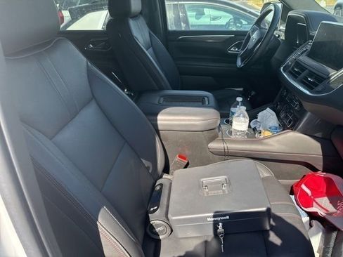 Used 2023 Chevrolet Tahoe RST w/ Luxury Package AWD/4WD image 36