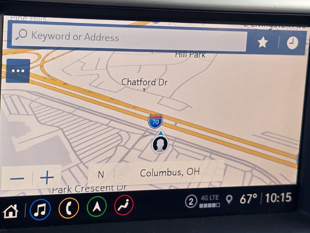 Used 2023 GMC Acadia SLT FWD image 3