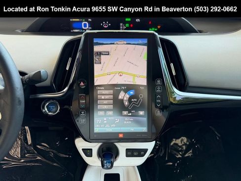 Used 2018 Toyota Prius Prime Advanced w/ Carpet Mat Package FWD image 22