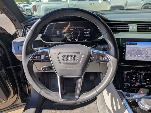 Used 2024 Audi Q8 e-tron Prestige AWD/4WD image 16