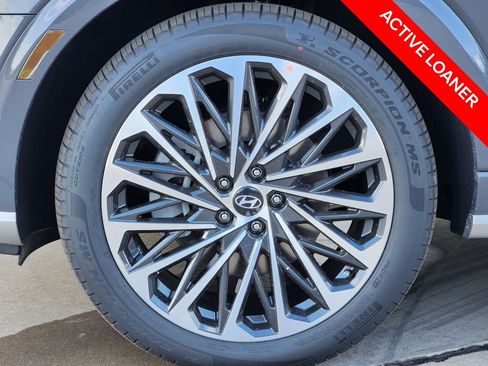 New 2026 Hyundai Palisade Calligraphy FWD image 10