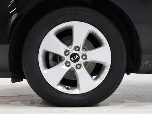 Used 2018 Kia Soul w/ Convenience Package FWD image 11