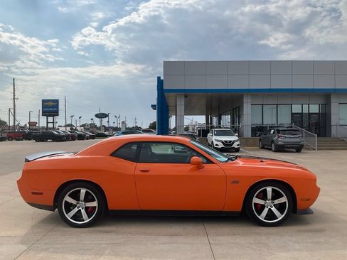 Used 2012 Dodge Challenger SRT8 w/ Premium Sound Group RWD image 32