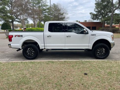 Used 2018 Ford F150 Lariat image 6