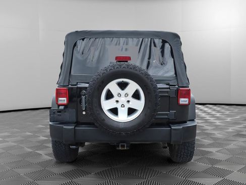 Used 2012 Jeep Wrangler Sport AWD/4WD image 6