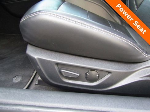 Used 2022 Ford Mustang GT Premium image 9