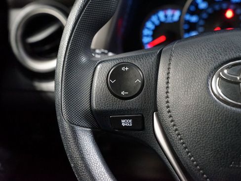 Used 2016 Toyota RAV4 LE image 14